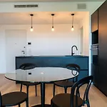 Bina Luxury קליארי