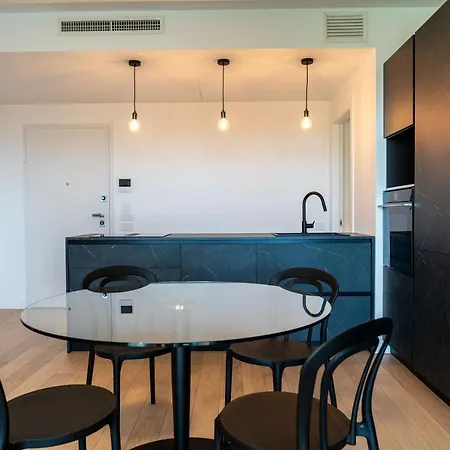 Bina Luxury كالياري