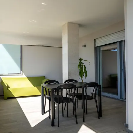 בית הארחה Bina Luxury 3*