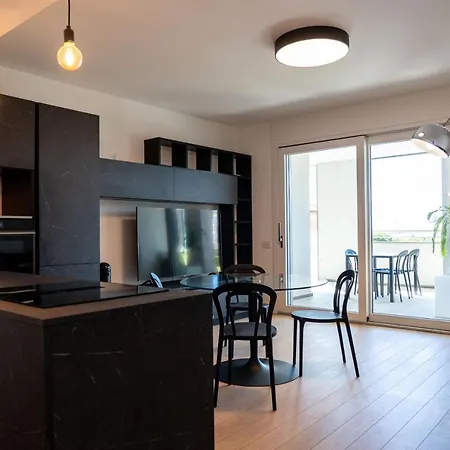 Bina Luxury בית הארחה 3*