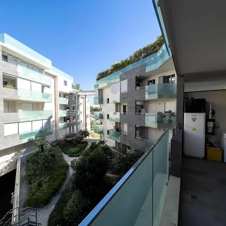 Bina Luxury בית הארחה 3*