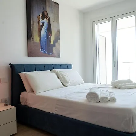 Bina Luxury 3*