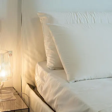 Bina Luxury 3* Cagliari
