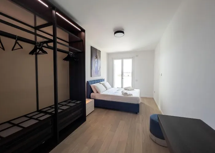 Bina Luxury בית הארחה קליארי