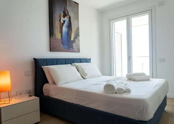 Bina Luxury 3*